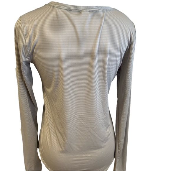 Zyia XSmall grey strip shirt - Picture 2 of 3